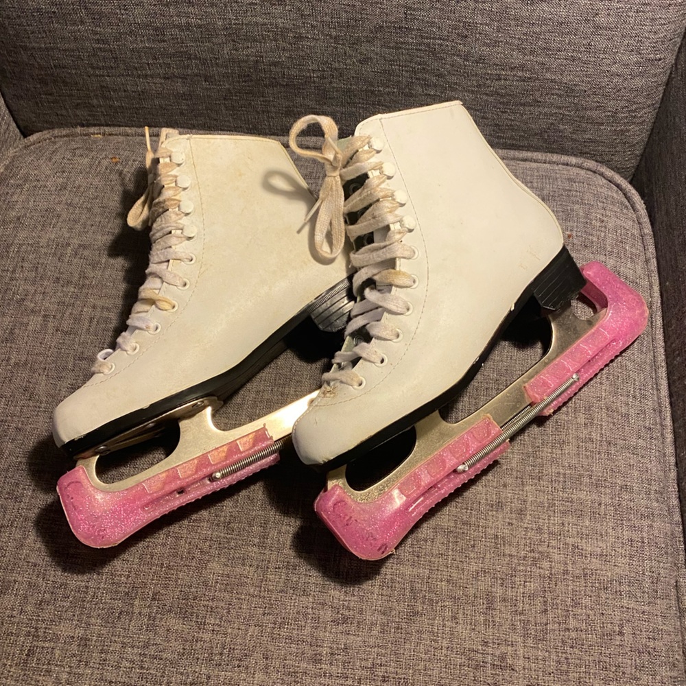 Ice Skates (TRADE OR SELL)